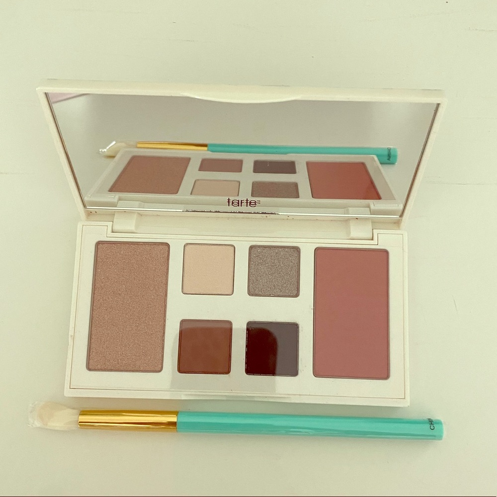 Tarte Gilded Gift Eye and Cheek Pallete